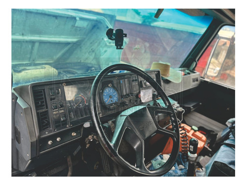 Scania T113 4x2, Ano 1993, 360 Cv
