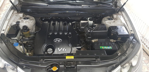 Hyundai Santa Fe 2.7 5l Aut. 5p