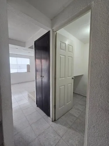 Remate Oportunidad De Casa En En Rel Del Bosque, Tultitlan, Edo De Mex. 54948. Fc
