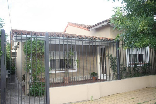 Imagen 2 de 14 de Casa En Venta En Ituzaingo Sur