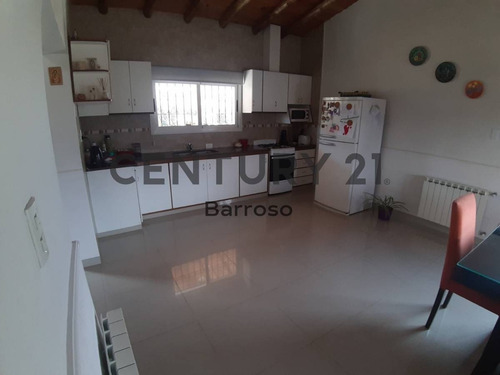 Imagen 6 de 26 de Se Vende Hermosa Casa Con Gran Terreno Lujan Perdriel