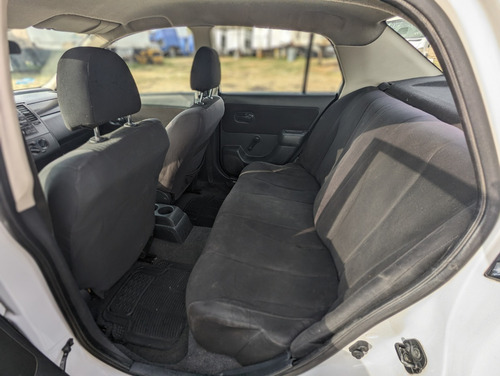 Nissan Tiida 1.6 Drive Sedan Mt