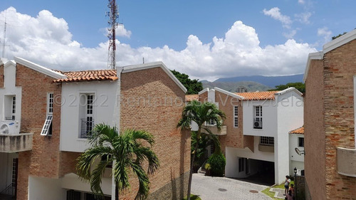 Imagen 21 de 21 de Espectacular Townhouse En La Urb. El Bosque, Maracay. #23-9140 Mg