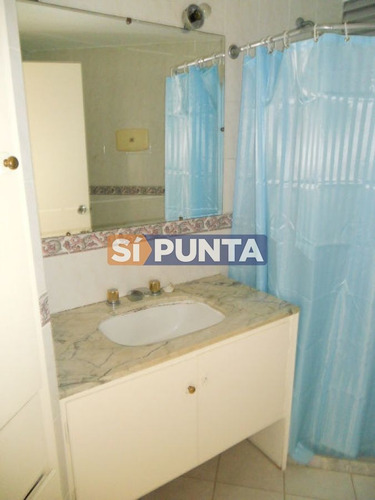 Imagen 15 de 21 de Apartamento En Mansa, 3 Dormitorios *