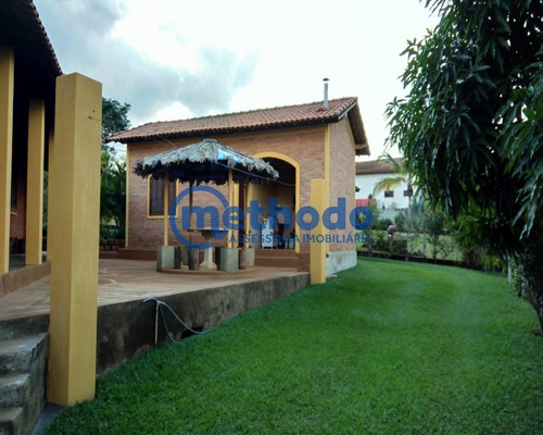 Belíssima Chácara Com 2 Casas, Churrasqueira E Forno A Lenha 2..000m² De Amplo Terreno - Ch00019 - 68211422