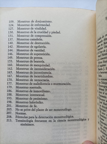 Monstruos Domésticos - Ytho Parra. (Usado)