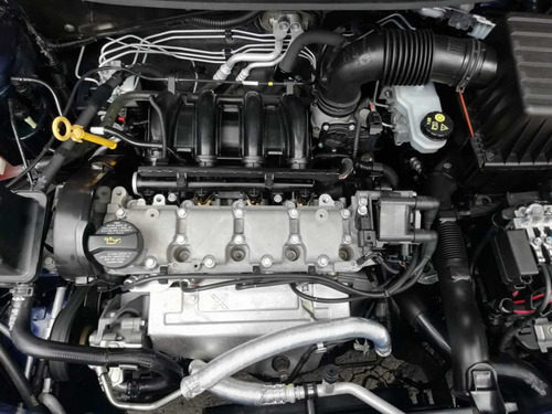 Imagen 14 de 15 de Volkswagen Gol 1.6 Comfortline Hb Std 5 Vel Ac 2017