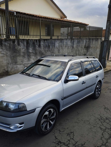 Volkswagen Parati 1.0 16v Turbo Crossover 5p