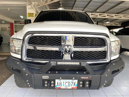 Imagen 2 de 10 de Dodge Ram 2500 Heavy Duty