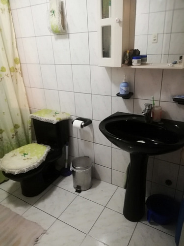 Imagen 8 de 11 de ´casa 2 Pisos, San José De La Estrella Con Bahía Catalina
