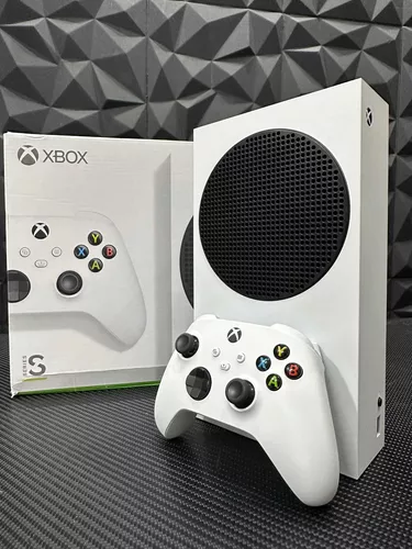 Xbox Series S 512gb + 15 Jogos - Perfeito Estado