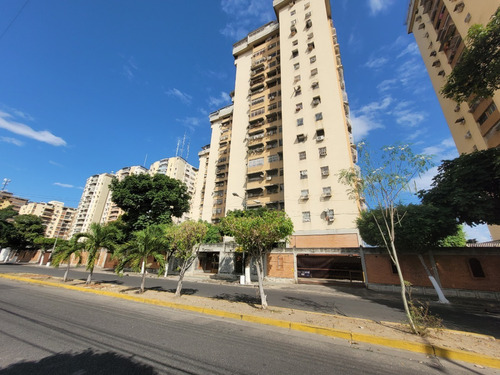 Imagen 18 de 19 de Apartamento En Venta En Urb El Centro Av Bermudez 04121994409