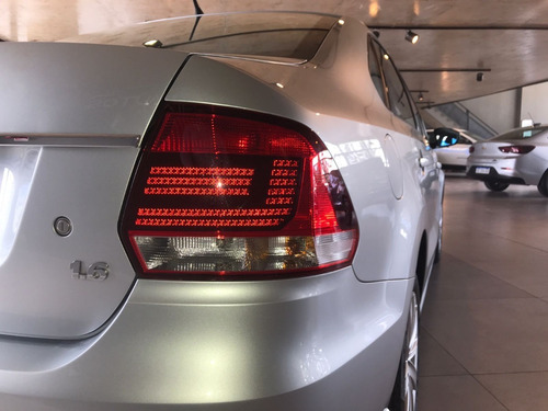 Imagen 12 de 20 de Volkswagen Polo Comfortline 4 P Automático 2018 Usado Premiu