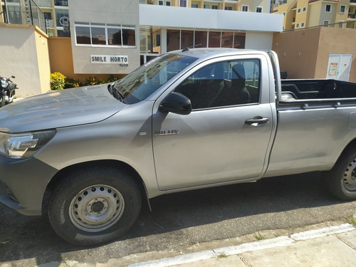 Imagem 4 de 11 de Toyota Hilux 2017 2.8 Tdi Std Cab. Simples 4x4 2p