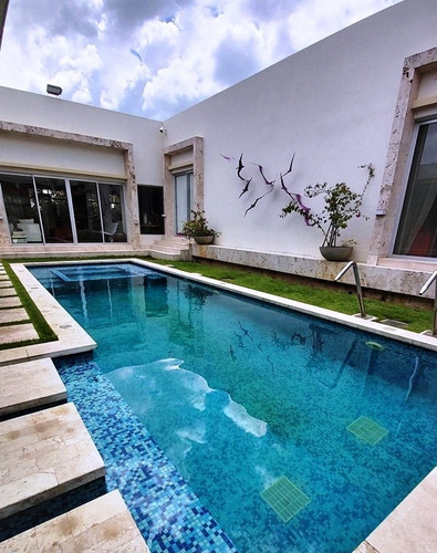 Imagen 10 de 12 de Se Vende Casa Moderna En Guataparo Country Club Valencia