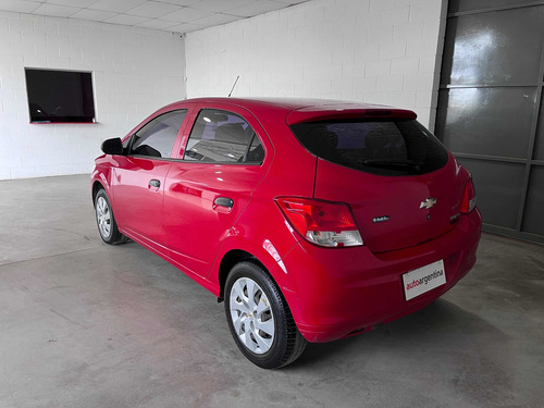 Imagen 8 de 25 de Chevrolet Onix 2015 1.4 Lt Mt 98cv Autoargentina