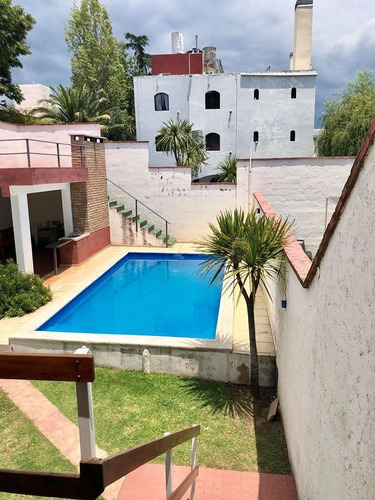 Imagen 23 de 25 de Hermosa Casa Con Pileta Para 6/8 Personas En Excelente Ubicación