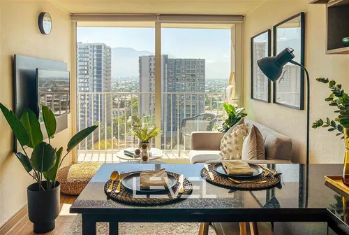 Departamento En Esmeralda. Vista Sur. Piso 2. Metro Ovalle