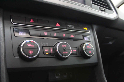 Imagen 15 de 15 de Seat Leon 2019 4 Cilindros