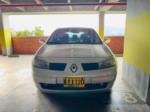 Renault Megane 2 2.0 Dynamique Hb