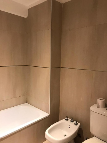 Imagen 5 de 14 de Hermoso 2 Ambientes En Nordelta, Vista Al Jardín- En Venta