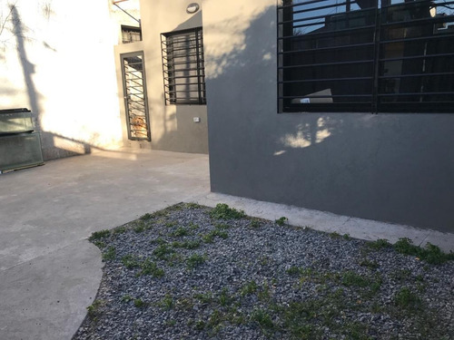 Imagen 3 de 27 de Hermosa Casa 4 Amb. - Villa Martelli