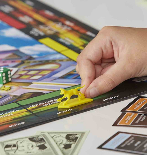 Imagen 4 de 6 de Monopoly Speed, Juego De Mesa Familiar En Español, Hasbro
