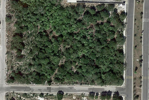 Imagen 1 de 2 de Terreno En Venta Sobre Avenida Y Que Da A Tres Calles