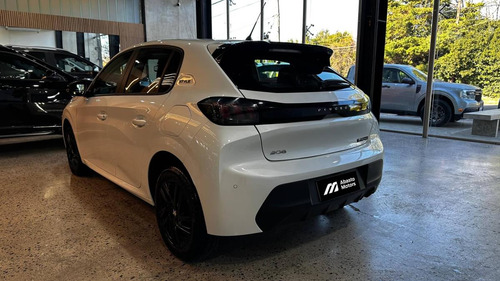 Peugeot 208 1.6 Style Tiptronic