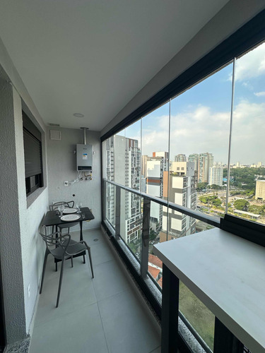 Apartamento Studio 28 Metros Mobiliado Completo À 100mts Metrô Brooklin