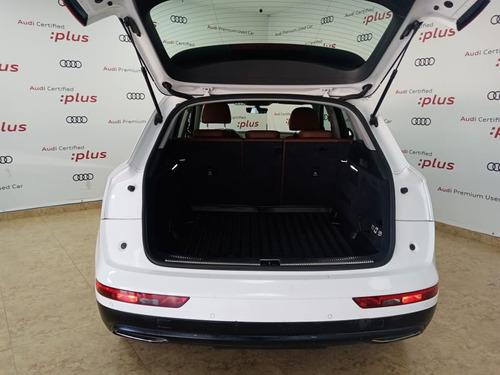 Audi Q5 2.0 L4 Dynamic S-Tronic At