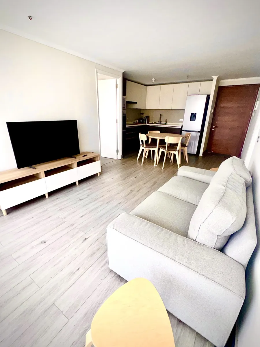 Imagen 1 de 17 de Departamento 2d + 2b Semi Amoblado Con Amplia Terraza