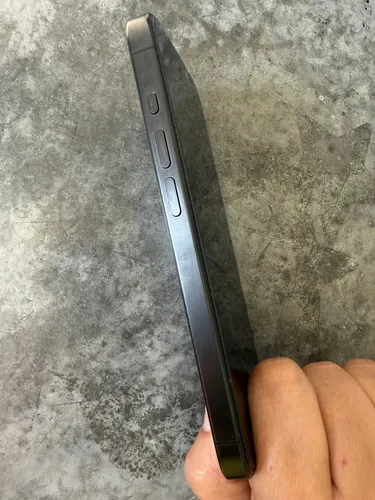 Apple iPhone 15 Pro (1 Tb) - Titanio Negro (Usado)