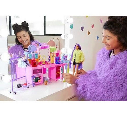 Barbie Extra Con Set De Juego De Espejo Y Tocador