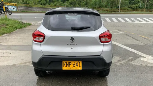 Renault Kwid KWID OUTSIDER MT 1000CC 12V 4AB ABS