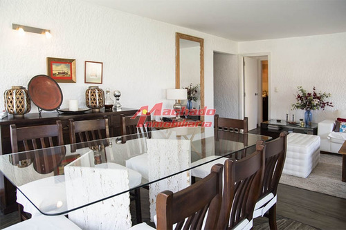 Imagen 5 de 15 de Venta De Apartamento En Peninsula A Mts De La Plaza