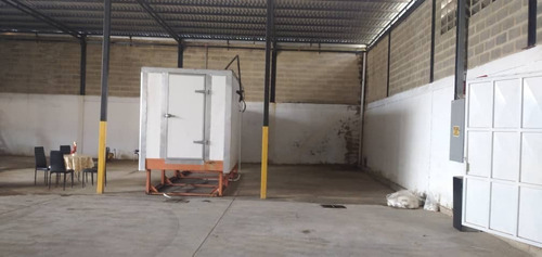 Imagen 4 de 13 de Galpón En El Sector Los Tamarindos,* De San Diego.adp 04243404182