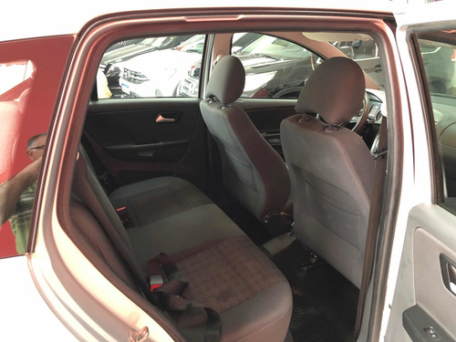 Volkswagen Suran 1.6 Trendline 2016