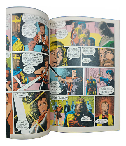 Coleçao Completa Camelot Em 4 Volumes 1 A 4 - 1988 (Usado)
