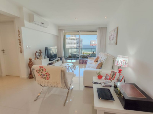 Apartamento En Venta 3 Dormitorios, En Punta Del Este 