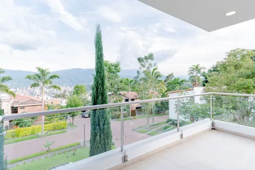 Casa En Venta En La Estrella. Cod V4129