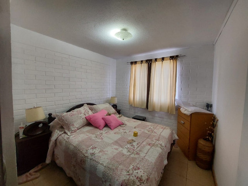 Departamento Dos Dormitorios Metro Laguna Sur