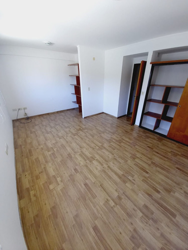 Imagen 8 de 12 de Departamento De 1 Dormitorio C/ Placard. Divisible