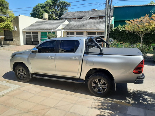 Toyota Hilux 2.8 Cd Srv 177cv 4x2 At