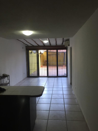 Imagen 7 de 14 de Apartamento Playa El Angel, Residencias La Orchila, Margarita, Nueva Esparta