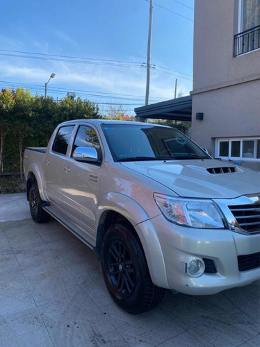 Toyota Hilux 3.0 Cd Srv 171cv 4x2 - B3 2014