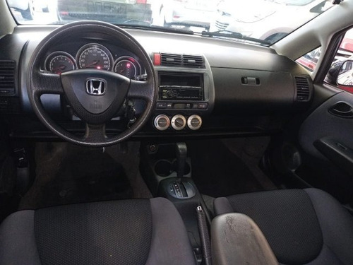 Imagem 9 de 10 de Fit 1.4 Lx 8v Gasolina 4p Automático