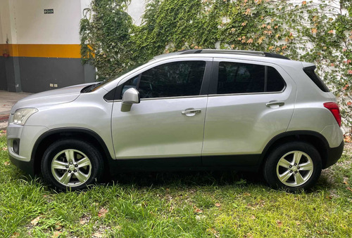 Imagen 4 de 17 de Chevrolet Tracker 1.8 Ltz Fwd Mt 140cv 2015