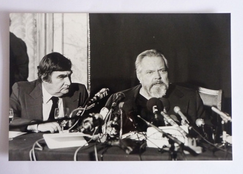 Fotografía De Orson Welles En Conferencia De Prensa En Paris