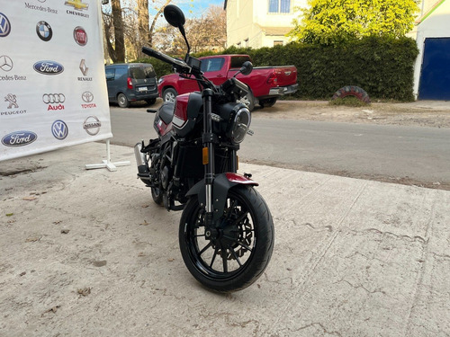 Imagen 3 de 19 de Benelli Leoncino 250